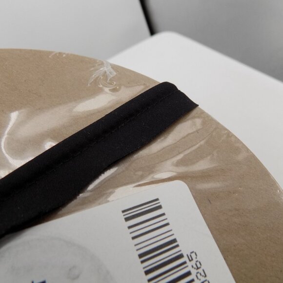 Labor Cord Edge Cut1 - 1/8" Finish 9/16" Black Put-up 290 yards per Spool NEW - Picture 5 of 6